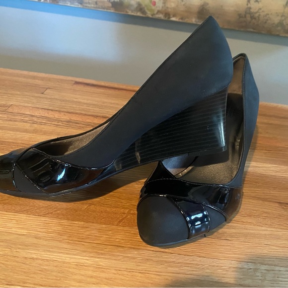 Life Stride Velocity Memory Foam Black dress heels - Picture 1 of 9